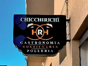 Insegna luminosa traforata con lettere retroilluminate - Chicchicrichì
