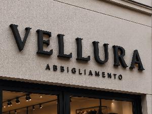 Insegna con lettere scatolate retroilluminate